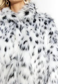 Faina Winterjas - Schwarz Weiss -Outlet Faina Winkel 2ca2babd23364666b224fabd69d383b8