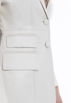 Faina Imitatieleren Jas - Creme -Outlet Faina Winkel b53bb4face2649f181011317c2c67e31